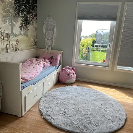 Flott Sørlandshus Leies Ut! 7 Sengeplasser Arendal