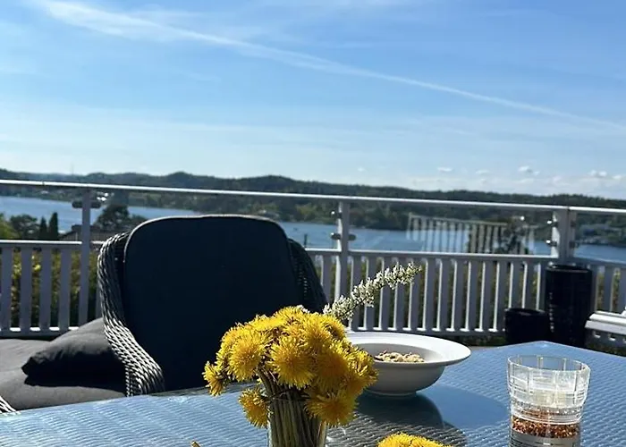 Flott Sorlandshus Leies Ut! 7 Sengeplasser Villa Arendal